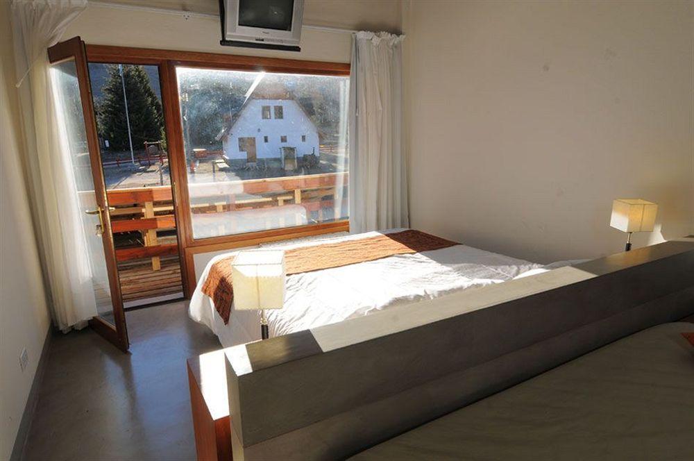 Hotel Punta Condor Cerro Catedral Buitenkant foto