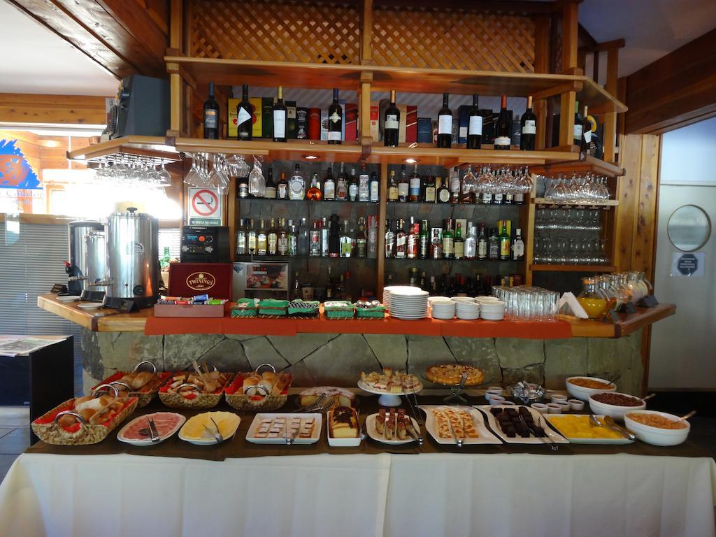 Hotel Punta Condor Cerro Catedral Buitenkant foto